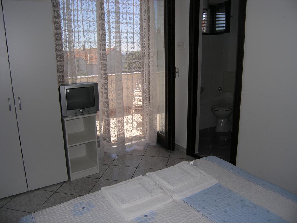 Apartments Murgic Krk Town Extérieur photo