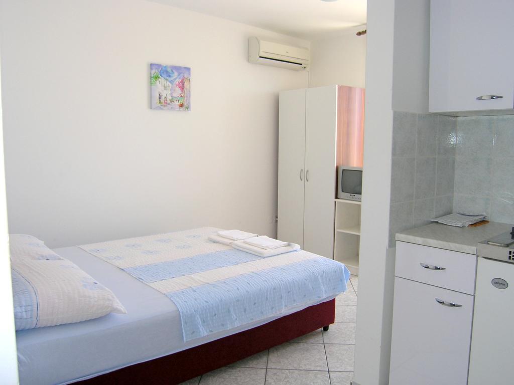 Apartments Murgic Krk Town Extérieur photo