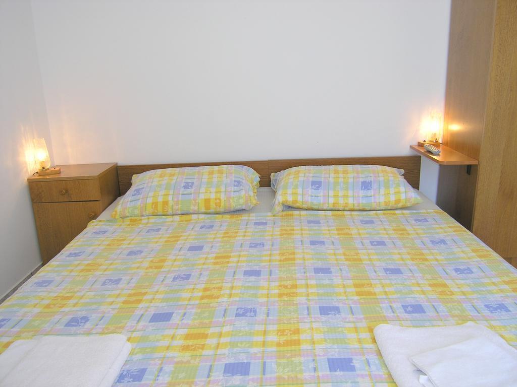 Apartments Murgic Krk Town Extérieur photo
