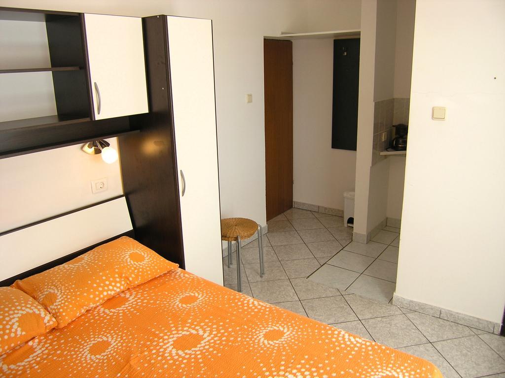 Apartments Murgic Krk Town Extérieur photo
